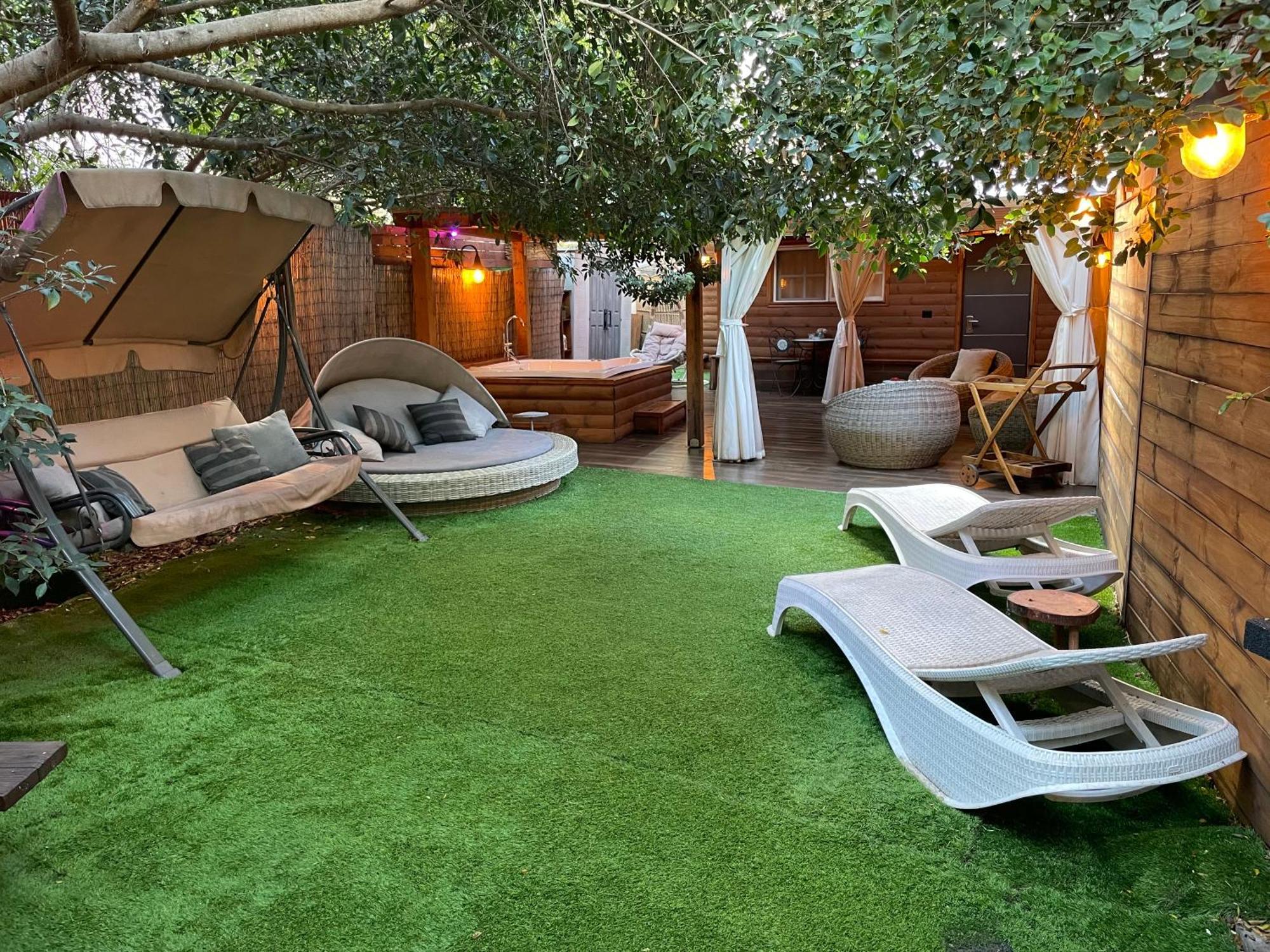 Private Garden House Villa Haifa Eksteriør bilde